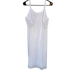 Barbizon Contura White Full Slip Tafredda Lace Trim Vintage Size 38 AV